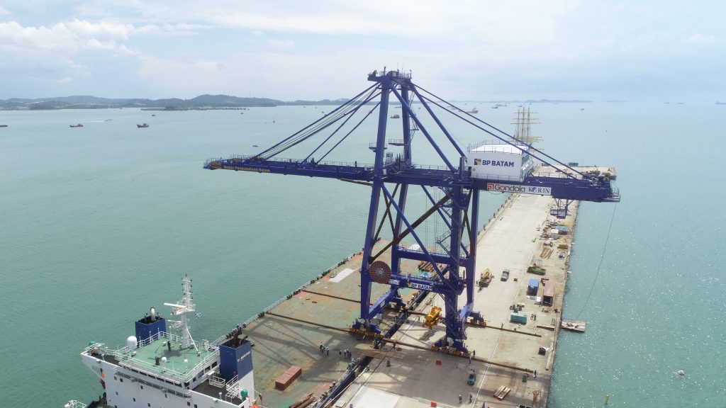 Kegiatan bongkar muat di Pelabuhan Batu Ampar, Batam, Kepri. (Dok. BP Batam)