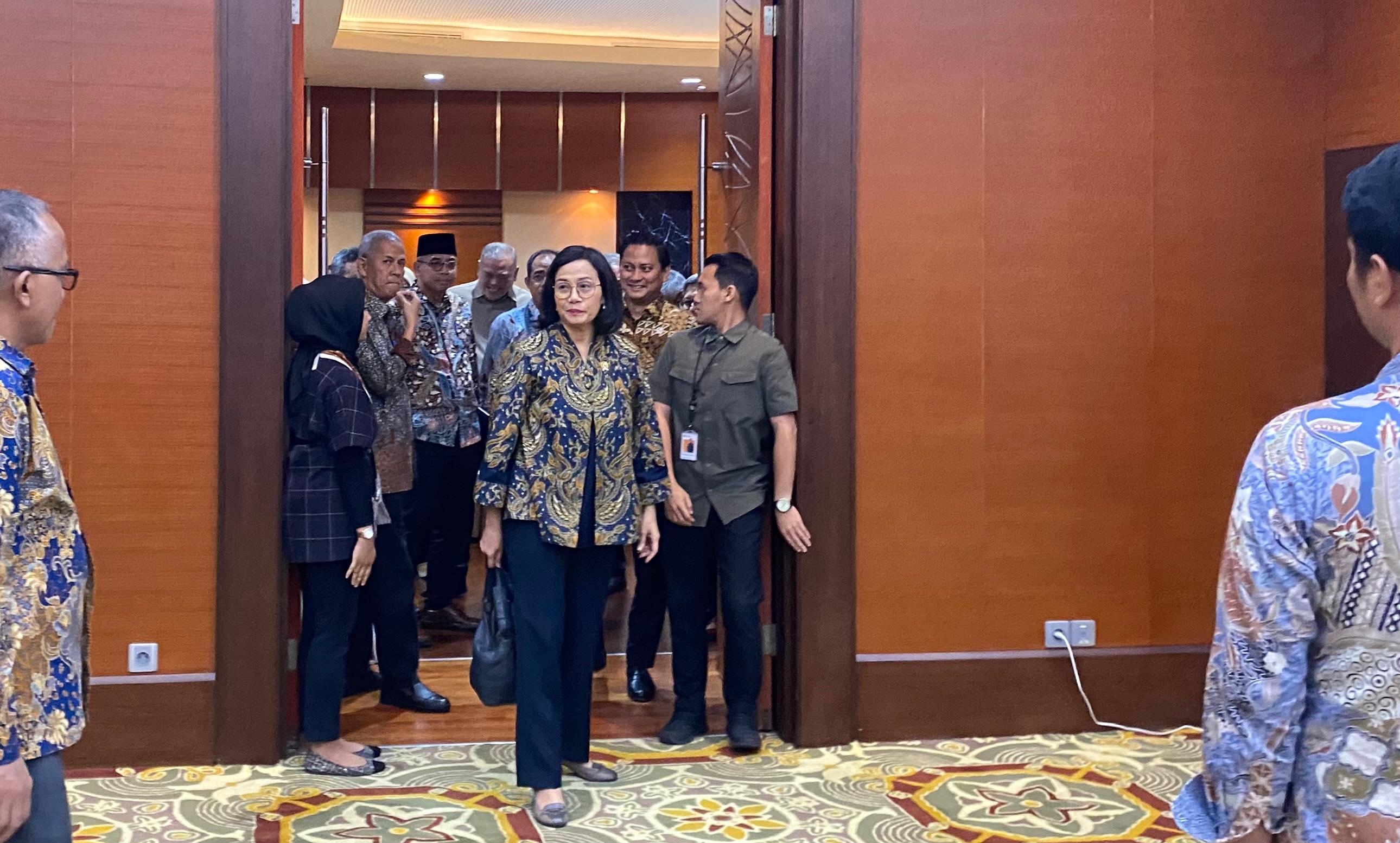 Menteri Keuangan, Sri Mulyani Indrawati usai konpers APBN Kita di kantor Kementerian Keuangan, Jakarta pada Kamis, (13/3/2025). (Fakta.com/Trian Wibowo)