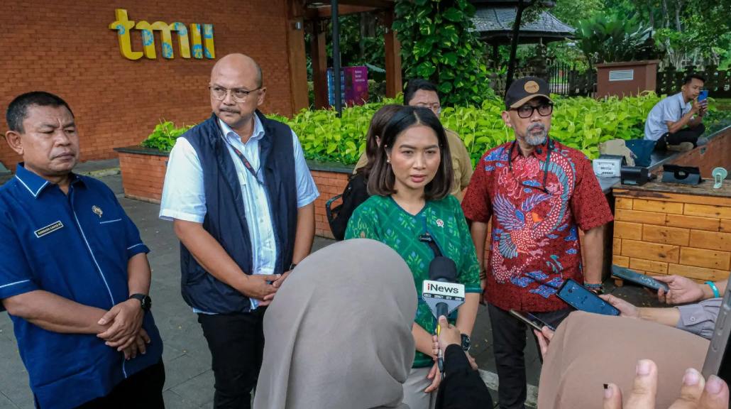 Wakil Menteri Pariwisata, Ni Luh Puspa. (foto: Kementerian Pariwisata)