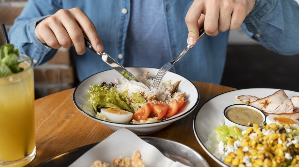 Ternyata, pola makan berpengaruh terhadap kualitas tidur dan mental health.
