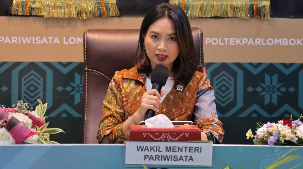 Wakil Menteri Pariwisata, Ni Luh Puspa. (foto: Kementerian Pariwisata)