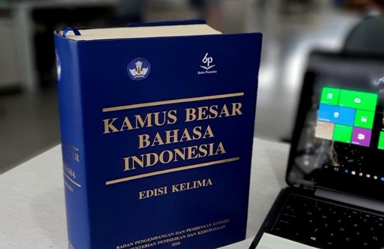 Kamus Besar Bahasa Indonesia. Foto: Dokumentasi Balai Pustaka