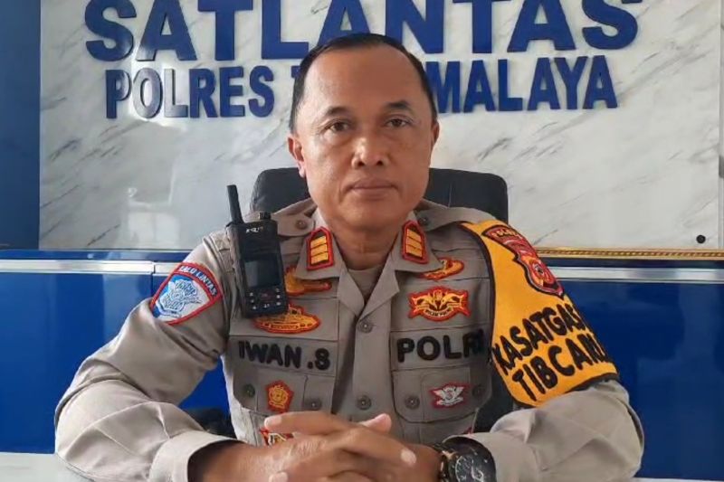 Kepala Satuan Lalu Lintas Polres Tasikmalaya AKP Iwan Sujarwo. (ANTARA/HO-Polres Tasikmalaya)