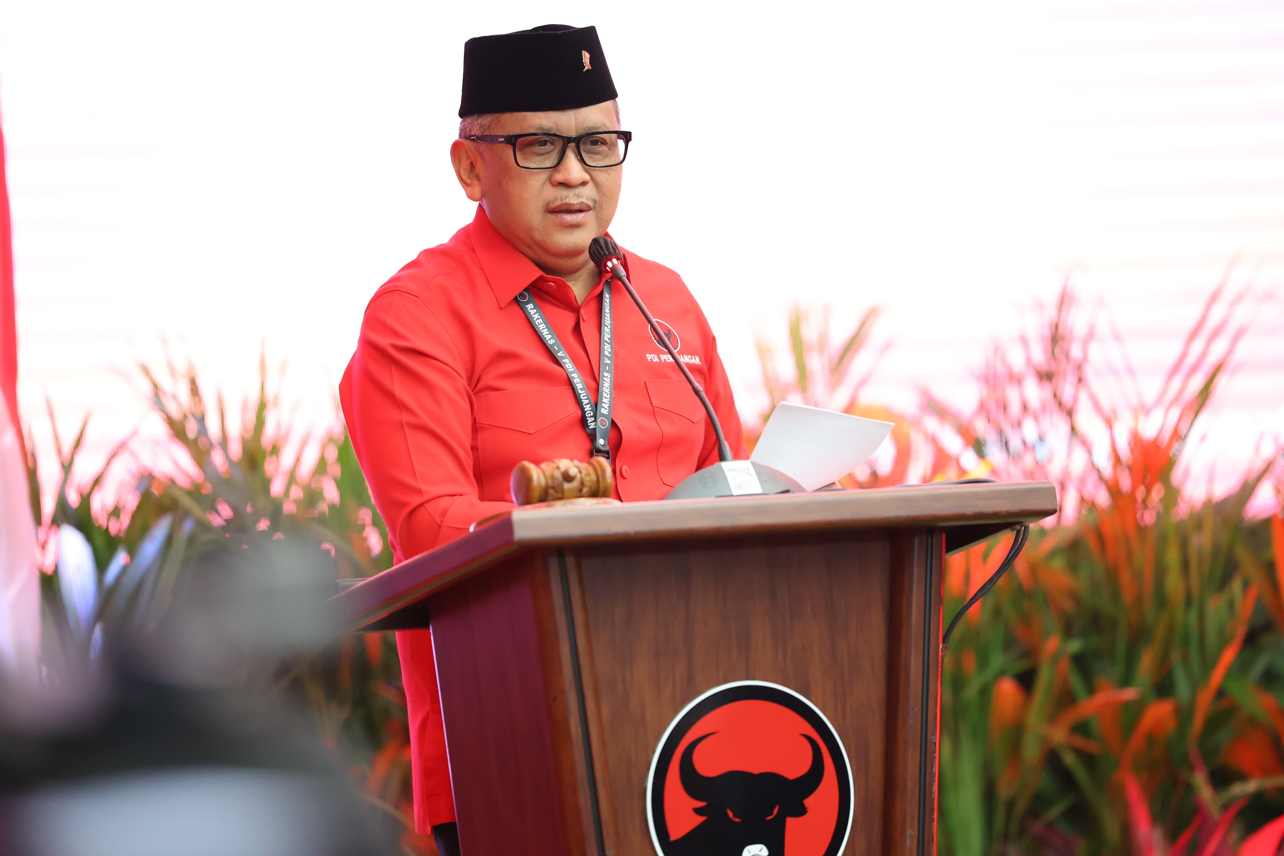 Sekjen PDIP Hasto Kristiyanto menuding Jokowi melakukan upaya de-Soekarnoisasi seperti yang pernah terjadi pada era Orde Baru di bawah kekuasaan Soeharto. (Foto: Dok. Istimewa)